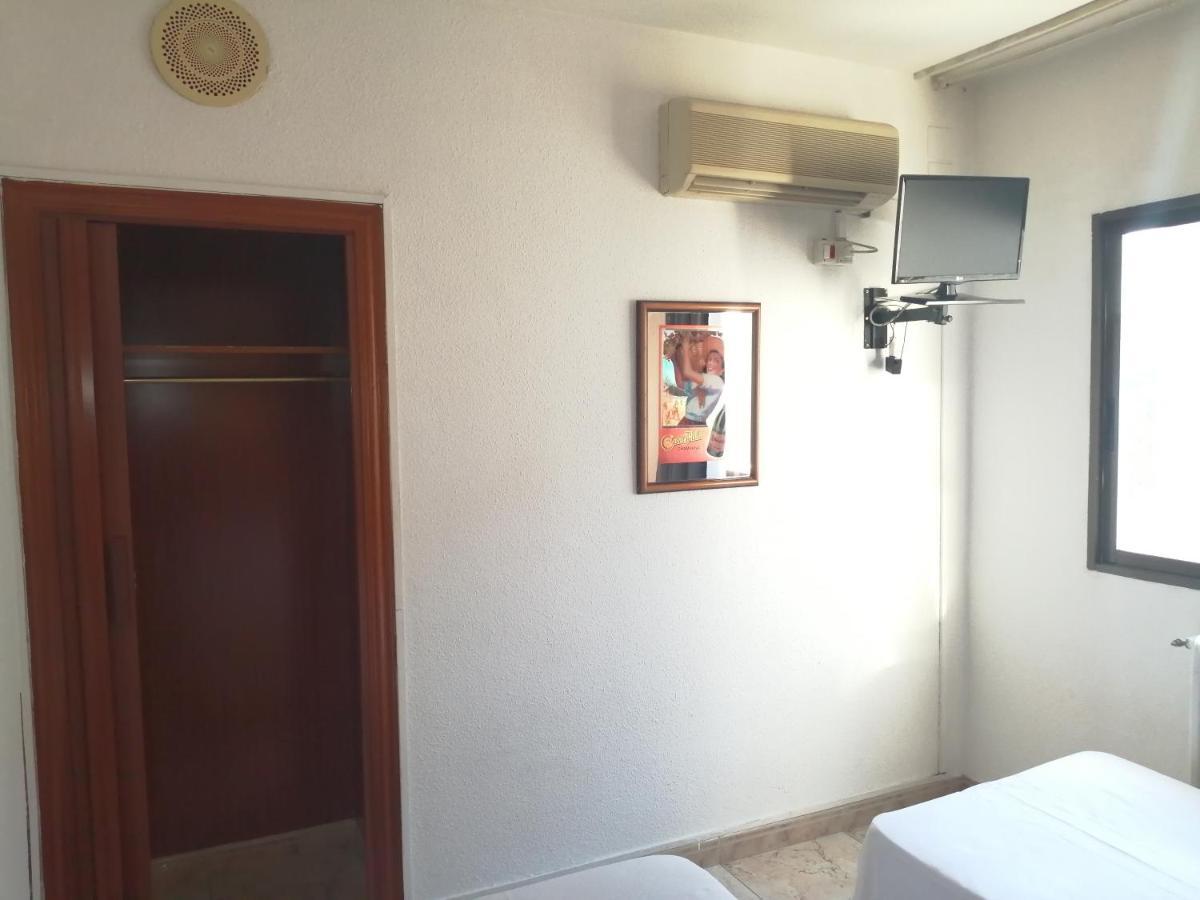 Hostal Jaime I 韦斯卡 外观 照片