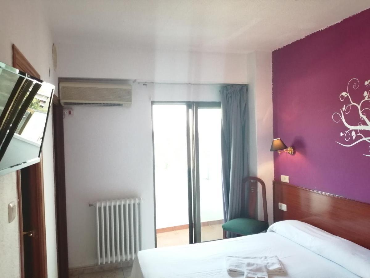 Hostal Jaime I 韦斯卡 外观 照片