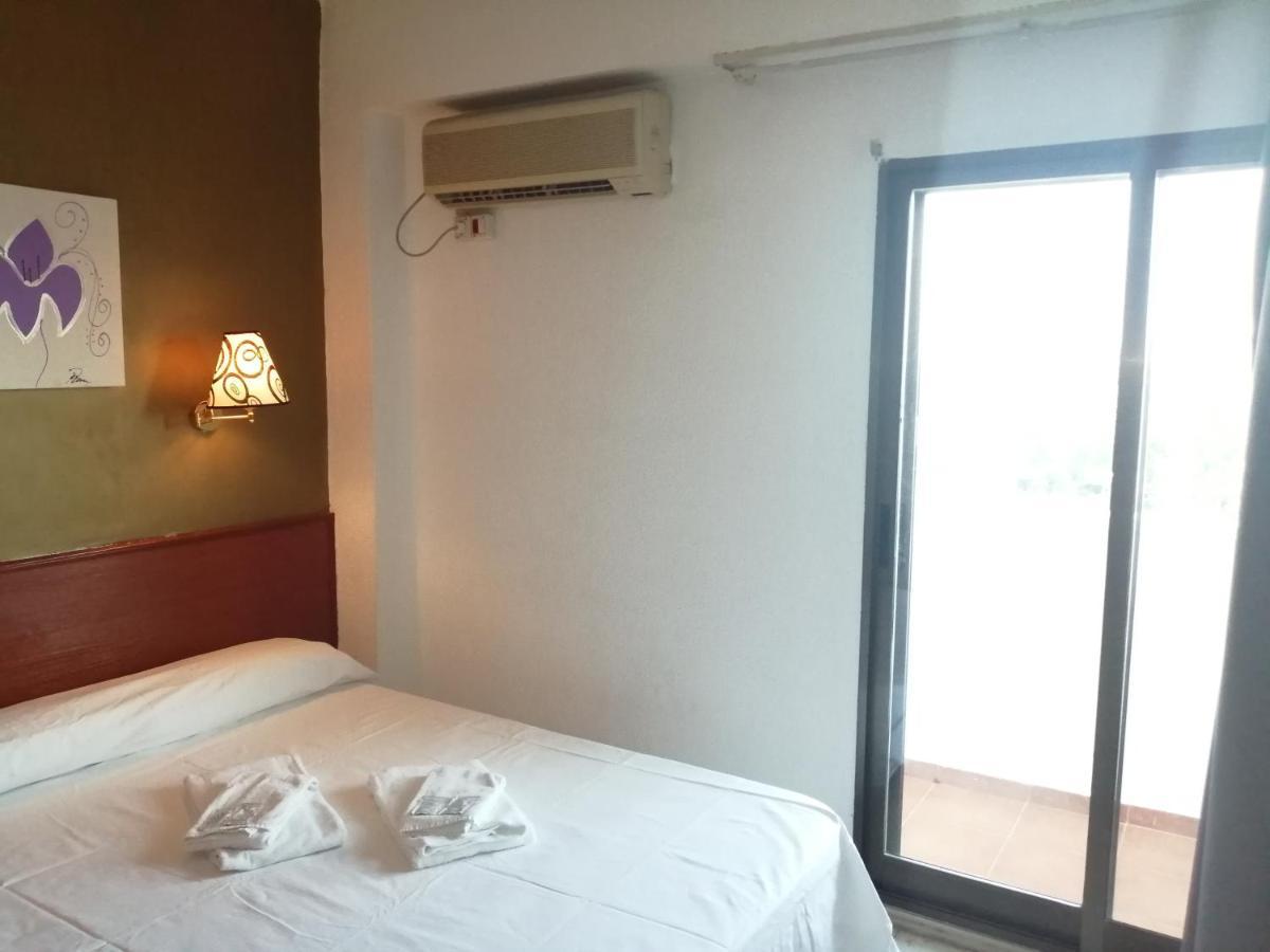 Hostal Jaime I 韦斯卡 外观 照片