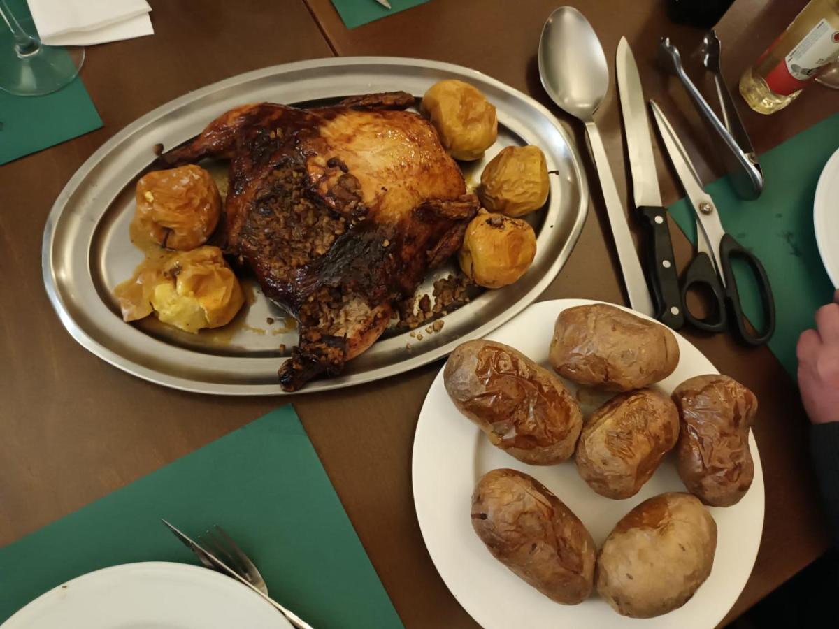 Hostal Jaime I 韦斯卡 外观 照片