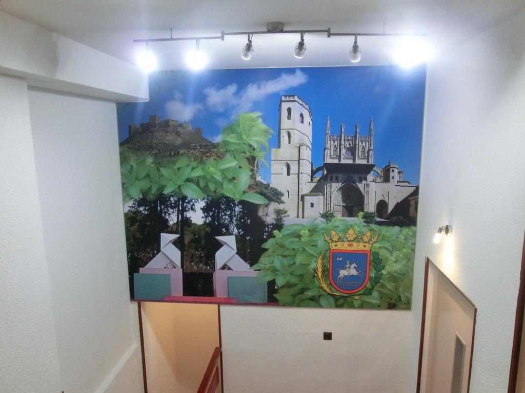 Hostal Jaime I 韦斯卡 外观 照片