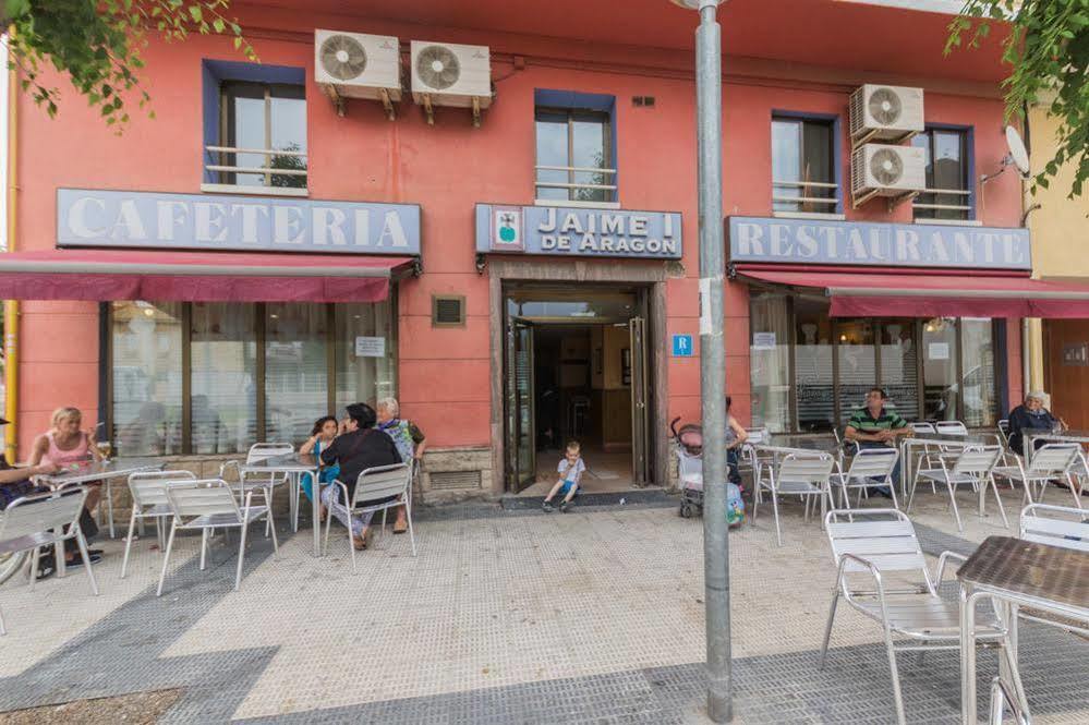 Hostal Jaime I 韦斯卡 外观 照片